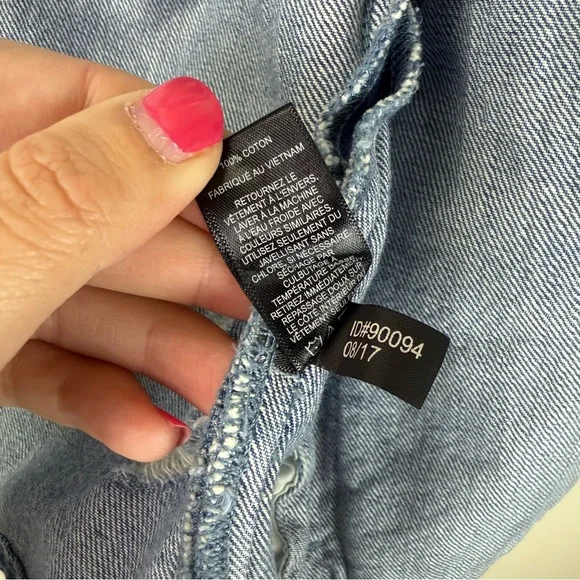 Express Women's Light Blue Distressed Denim Jacket with Floral Embroidery | XL - Picture 9 of 10